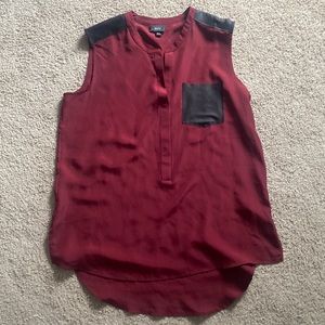 Mossimo maroon sleeveless top